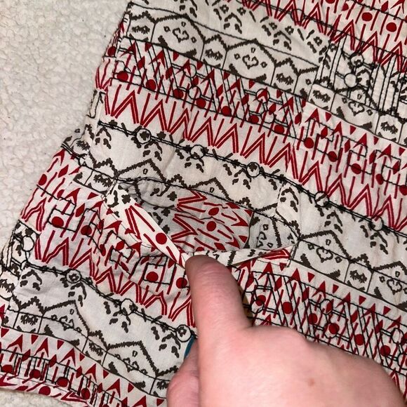 Chicos White Red Brown Embroidered Geometric Vest Size 2 (Large) EUC - Picture 8 of 11